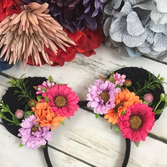 Minnie Mouse Floral Headband w/ Flowers & Crystals - Picture 3 of 8